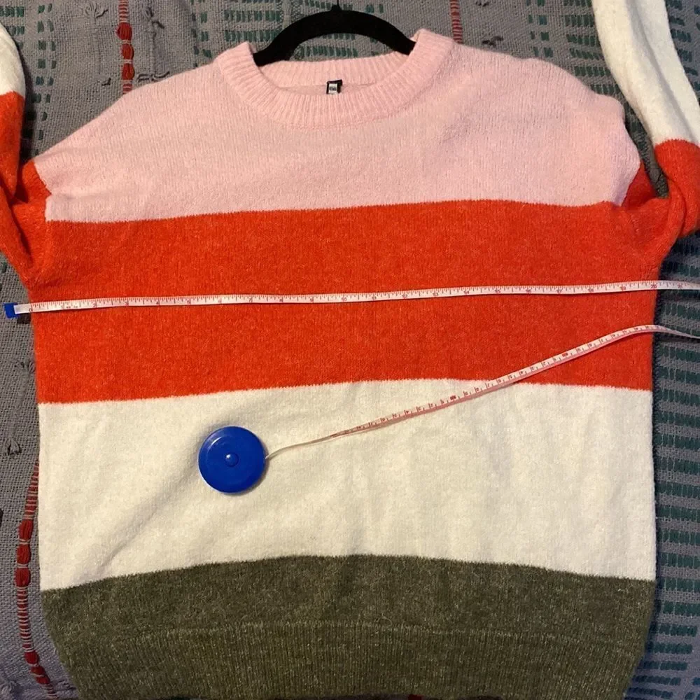 Hema, Long Sleeve Sweater, Thick Stripes in Red, Pink, White & Gray - Picture 6 of 6